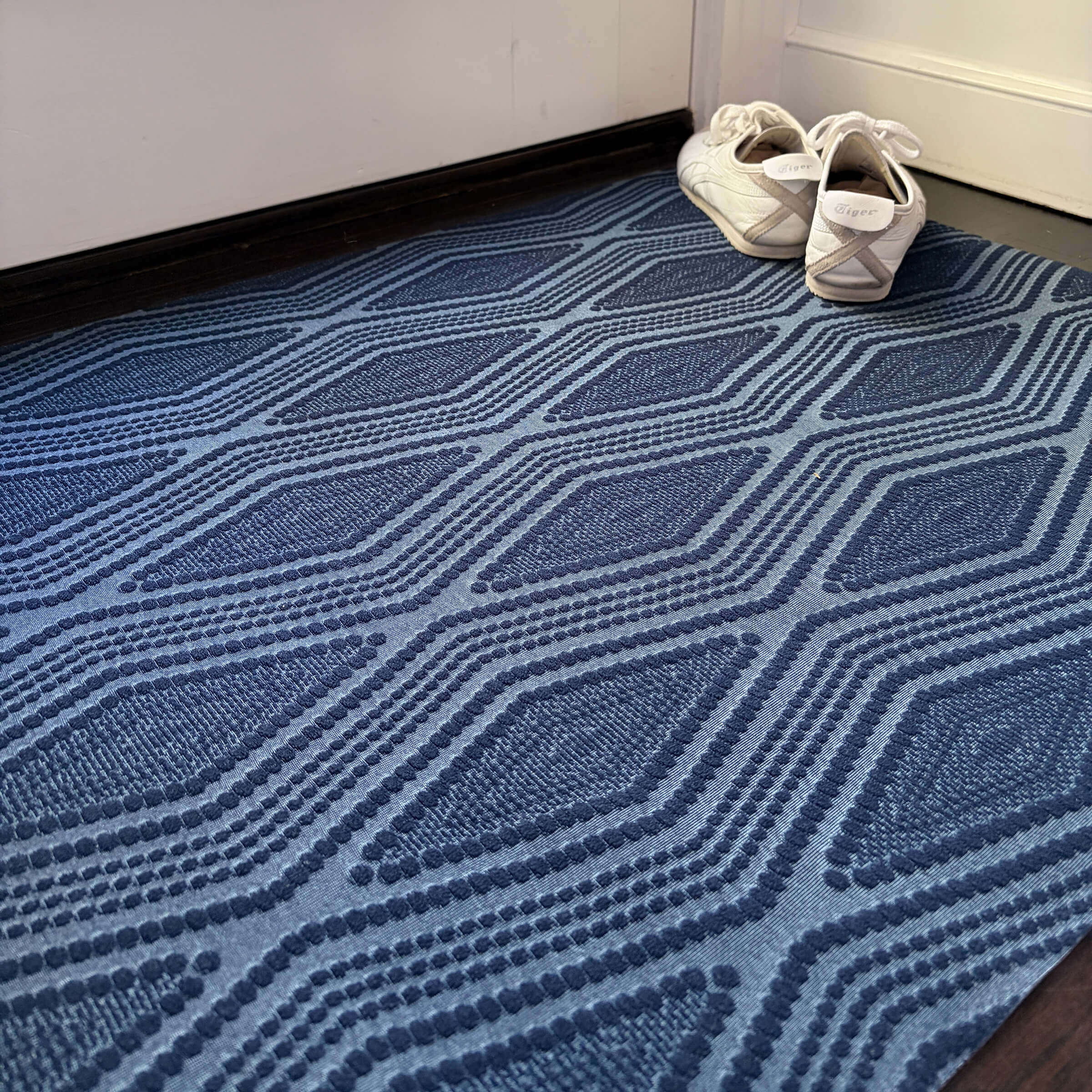The Insider - Bark II (Denim) / Doormat