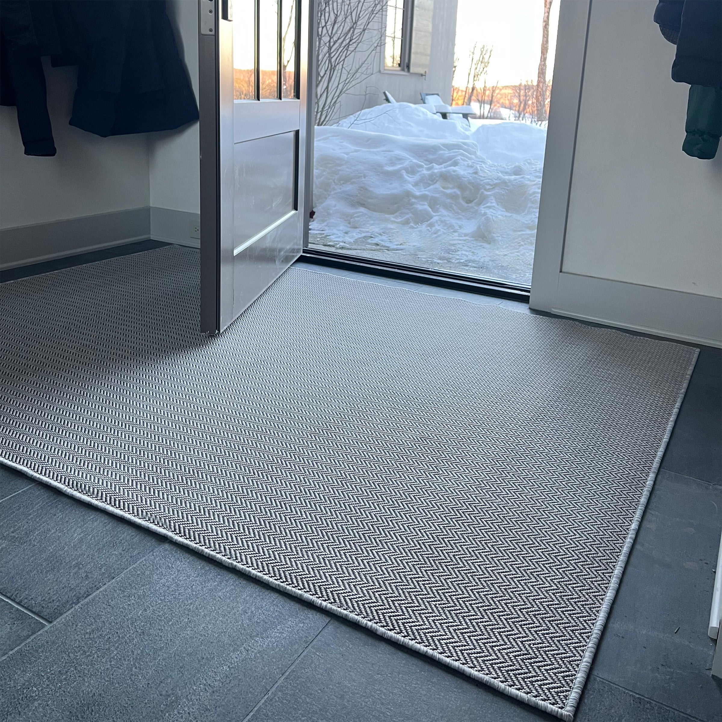 The Innerweave - Chevron (Stone) / 5 x 7 Area Mat