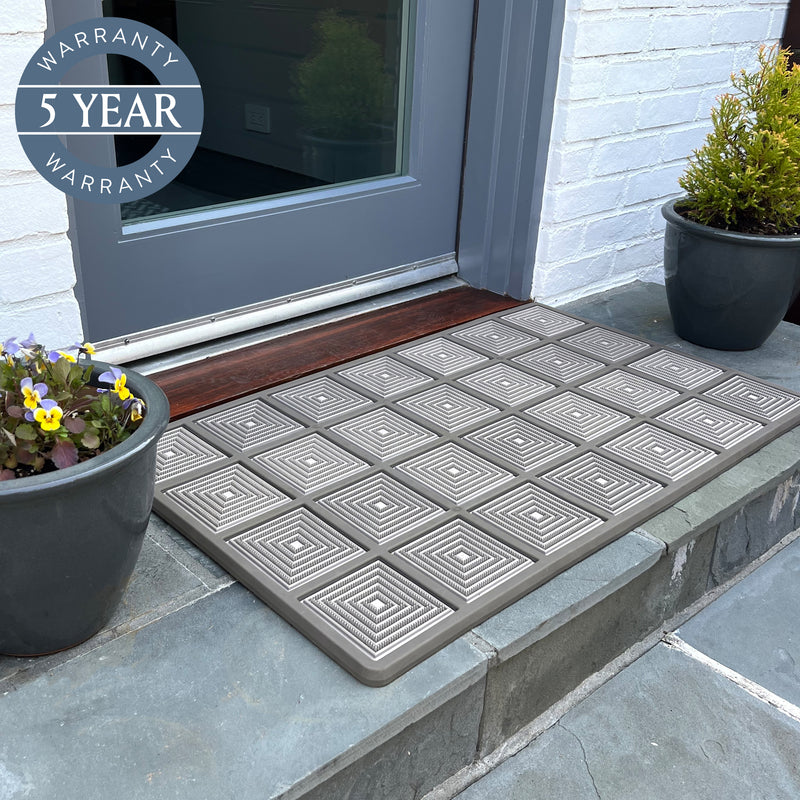 The Outlier - Slate / Doormat