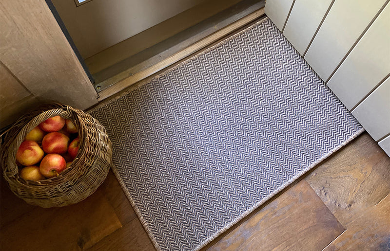 THE INNERWEAVE IN CHEVRON STONE